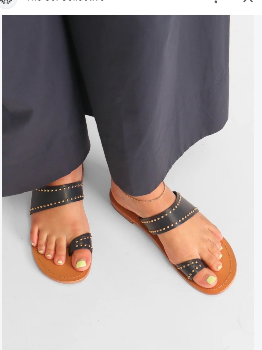 FREE PEOPLE Amelie Tiny Gold Stud Black Leather Toe Loop Sandals Size 8.5